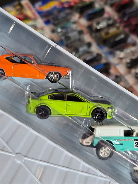 Premium Hot Wheels American Scene Container (5 Cars Pack) - Buy At ...