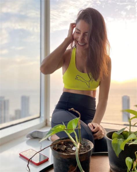 Anushka Sharma's bright yellow sports bra is a great switch from black ...