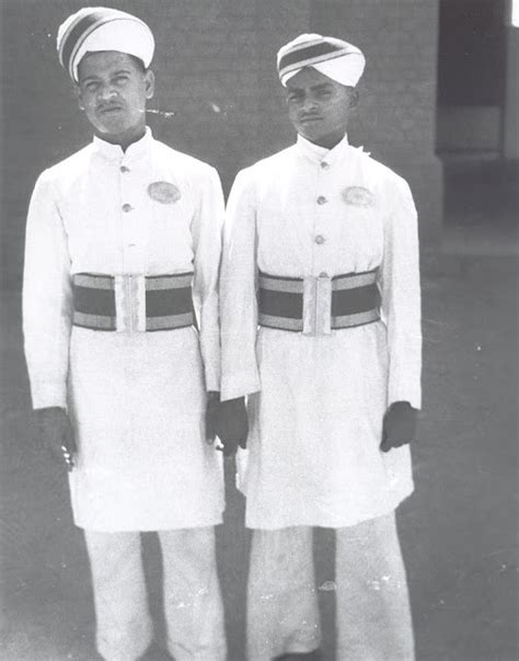 Life in Calcutta (Kolkata) - 1944 Part - 9 - Old Indian Photos