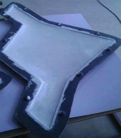 无人机玻璃钢外壳制作简要过程 – 山川树脂
