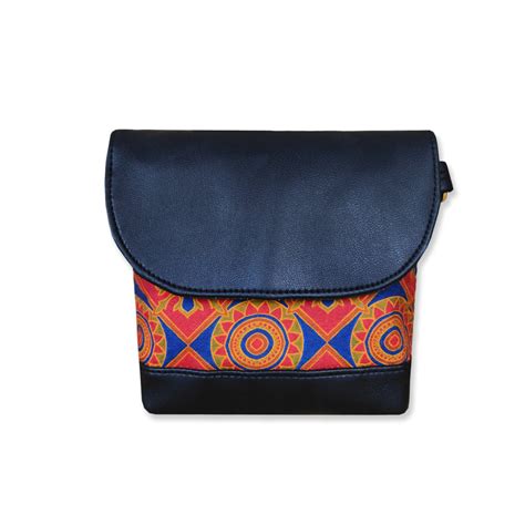 Athangudi Chakra Flap Sling Bag – Crafthues