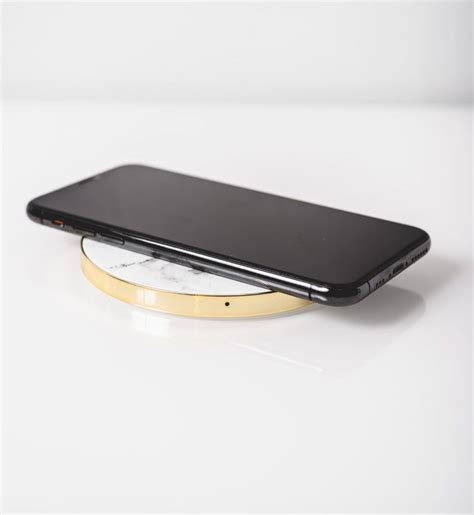 Explained: How does wireless charging work? - gHacks Tech News