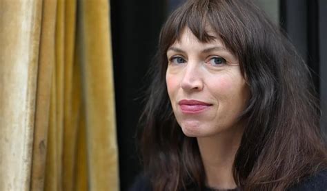 Vanessa Springora lève de cruels secrets de famille dans « Patronyme ...