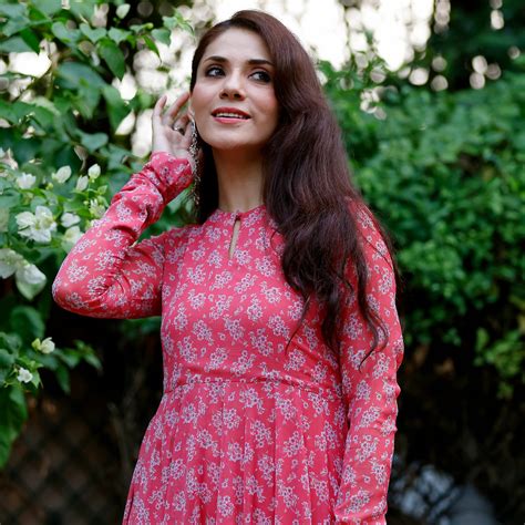 Hairat Floral Chiffon Kurta – Kameez.co