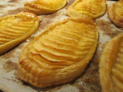 Classic pizza joint in Marseille - Reviews, Photos - Chez Etienne ...