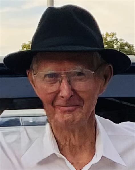 Robert Earl Findlay | Soller-Baker Funeral Homes, Inc.