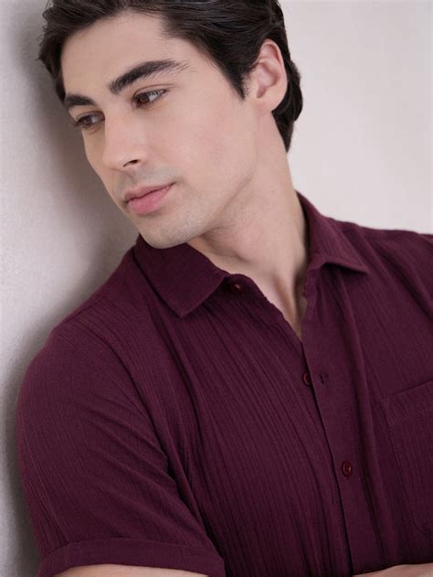 Super Smooth Textured Double Cloth Shirt - Maroon – VeroSmart