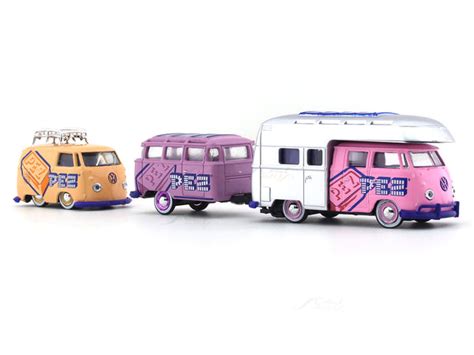 1959 Volkswagen Double Cab Pickup , Trailer & 1960 Volkswagen Delivery ...