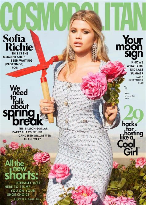 Get digital access to Cosmopolitan US - April 2020 issue | Magzter.com