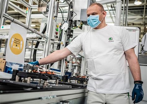 Skoda resumes production at three Czech plants | Autocar Professional
