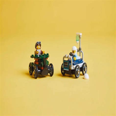 Lego 60459 City Airplane Vs. Hospital Bed Race Car Pack (70 Pieces ...
