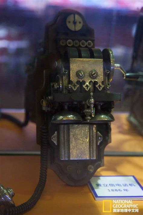 北京有个老电话博物馆 百年来的电话样式能让乔布斯汗颜_凤凰旅游