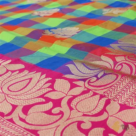 Checkered Pure Katan Silk Handloom Banarasi Saree - Tilfi