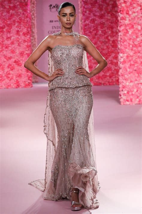 Buy Bridal Lehengas, Gowns, Sarees, Kurtis & Shararas online – DollyJ ...