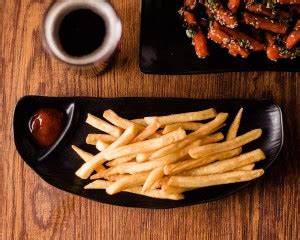 Namaste Kitchen Black Melamine Serving Platter, Moon Platter Snacks ...