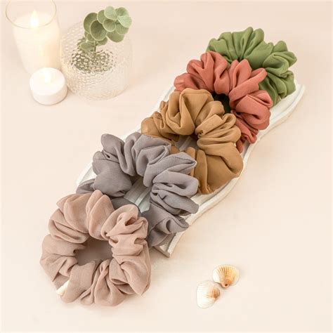 Cutesy & Minis – Cutesy & Minis