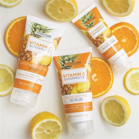 Creightons Vitamin C Superfruits Glow Enzyme Scrub, 150ml- Buy Online ...