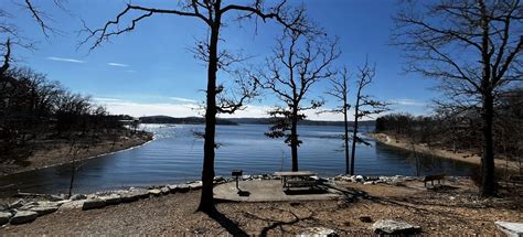 Table Rock Lakeshore Trail, Missouri - 2,041 Reviews, Map | AllTrails