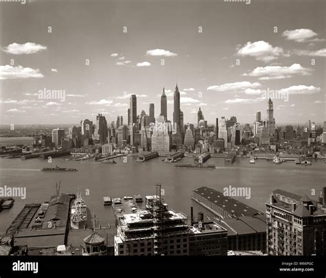 1950s american new york city hi-res stock photography and images - Alamy