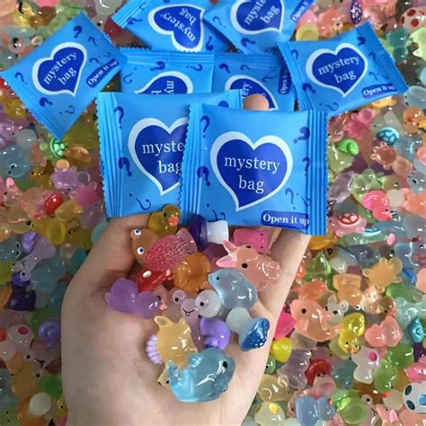 Amazon.com: Mini Glow in The Dark Animal Resin Models, Resin Animals ...