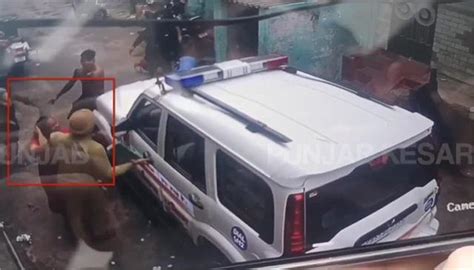 Jalandhar: महिला को बालों से खींच घसीटने के मामले में ASI समेत 3 ...
