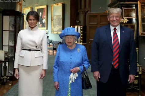 午报：英国女王与特朗普会面 却被迫绕着他走了一圈_凤凰资讯
