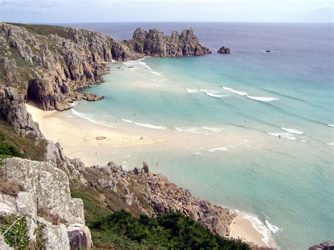 Enjoying Holidays in Cornwall, England - Traveldigg.com
