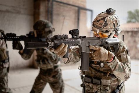 Mility Training 的图像结果