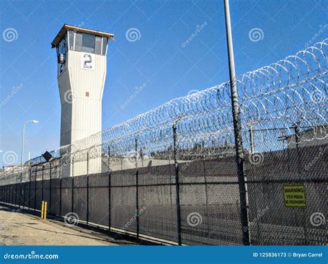 California State Prison - CRC, Norco California Editorial Stock Photo - Image of razorwire ...