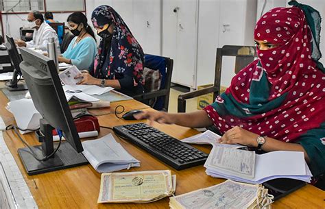 COVID's Health and Labour Crisis Has Exposed Yet Another Challenge ...