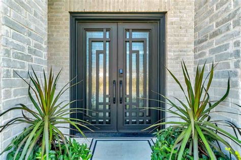 Top Modern Entry Door Designs In Toronto