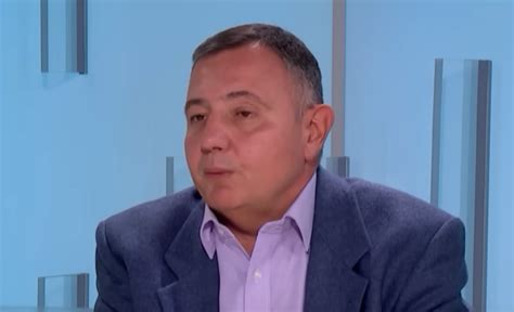 Analitičar Dragomir Anđelković: Vučevićeva ostavka je nova podmetačina ...