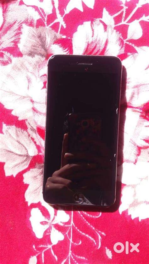 I phone 7 plus - Mobile Phones - 1796406612