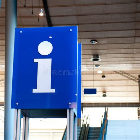 Information Sign 的图像结果