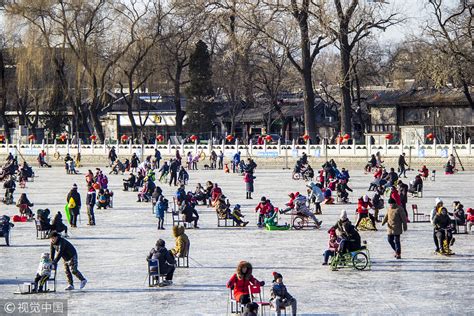 滑冰去！北京六大冰雪场开放，今年冬天这么玩儿|陶然亭公园|冰场|冰雪_新浪新闻