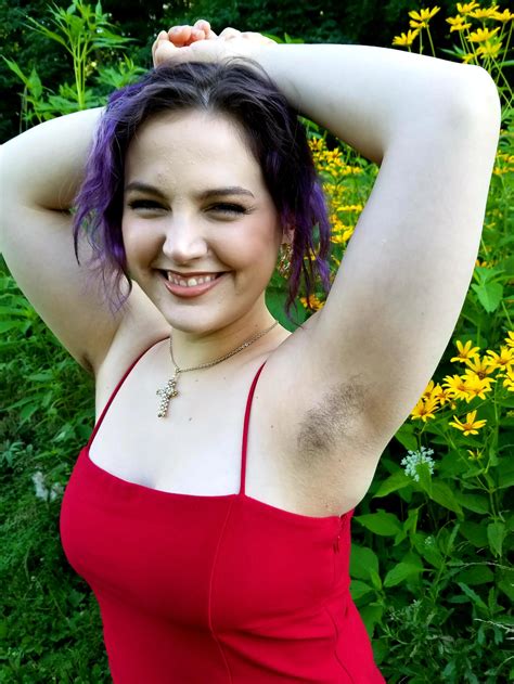 [OC] [F]25 hope you enjoy my all-natural wife! It was a HOT hike ...