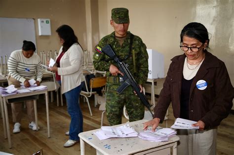 CNE registra más de 900 boletas de supuesta infracción por tomar fotos ...