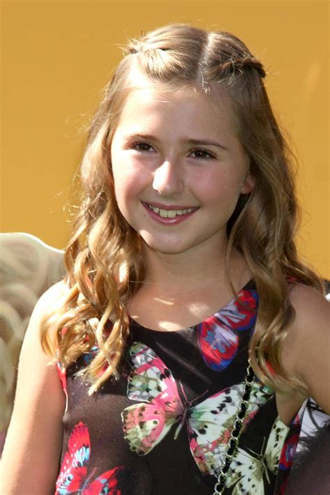 LOS ANGELES, NOV 1 - Hadley Belle Miller at the The Peanuts Movie Los ...