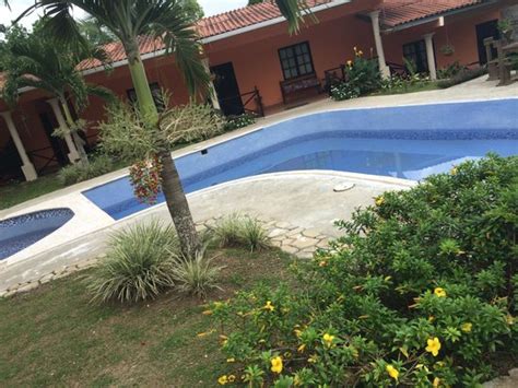 HOTEL AND RESTAURANTE AVICAR (Chepo) - Hotel Reviews & Photos - Tripadvisor