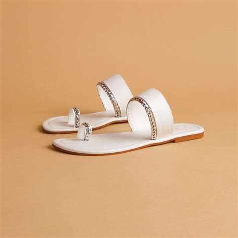 Buy Eridani Solid White Beira Flats Online