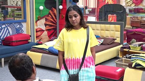 Anupama grows concerned - JioHotstar