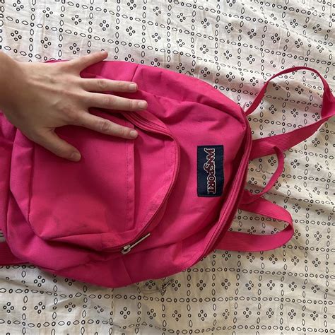 mini jansport backpack in great condition! - Depop