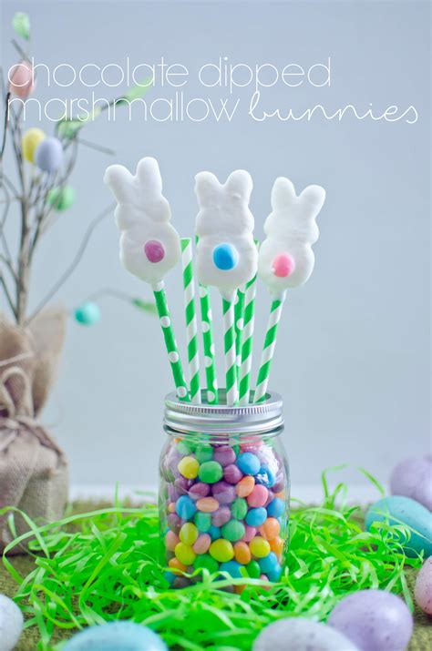 Chocolate Dipped Marshmallow Bunnies PLUS Free Printable! - A Grande Life