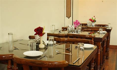 HOTEL DRIVE INN MUSSOORIE - Hotel Reviews, Photos, Rate Comparison ...