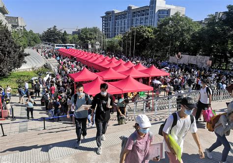 够硬核！国防科大开学第一课就上训练场_军事_新闻频道_云南网