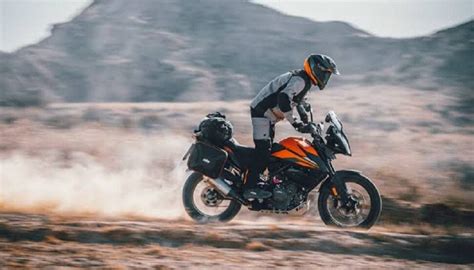 गोव्यातल्या बाईकच्या कुंभमेळ्यात KTM Adventure 390 लॉन्च | Indian bike ...