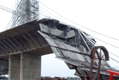 印度吊桥坍塌已致141人遇难 印度桥又塌了|印度|吊桥-滚动读报-川北在线