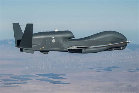 US RQ-4B Global Hawk Spy Drone resumes Black Sea surveillance tracking ...