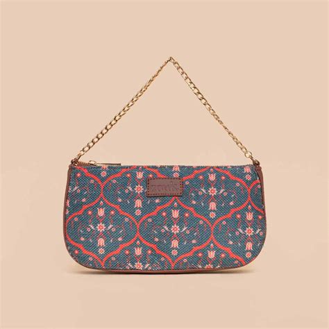 Sheesh Mahal Jaali Motif Baguette