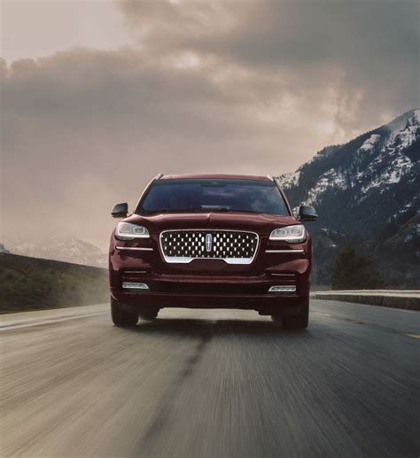 Luxury Vehicle Dealer near Troy MI | LaFontaine Lincoln Grand Blanc